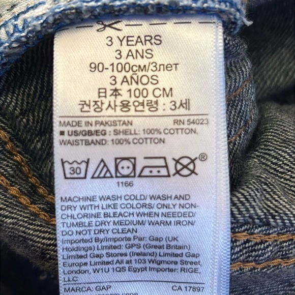 Gap Boys Dark Wash Relaxed Straight Legged fit. Pull on - Picture 4 of 8